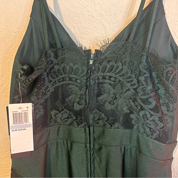 City Studio Womens Green Satin Mini Lace Bodycon Dress NWT - Picture 5 of 5